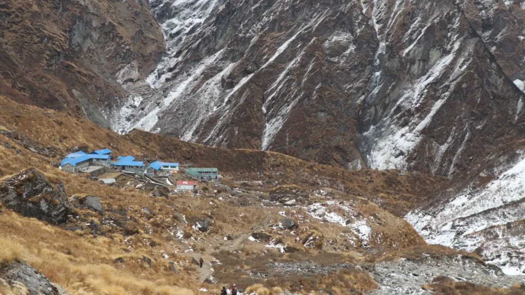 traditional-mountain-teahouse-guesthouse-in -annapurna-circuit-trek